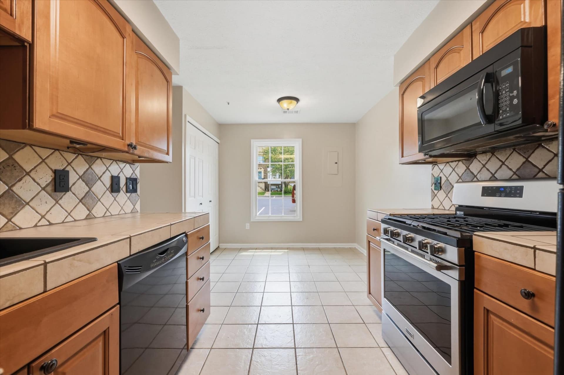 20116 Daniels Circle photo 19