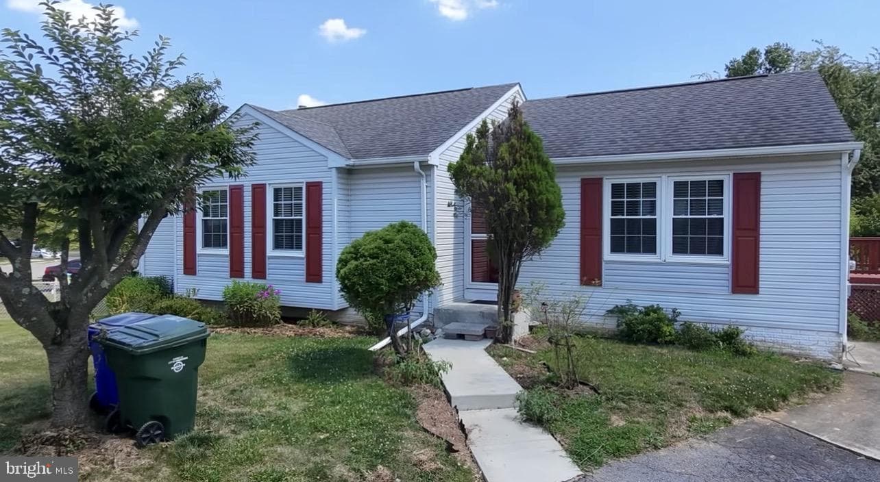 1230 Pinecrest Avenue photo 1