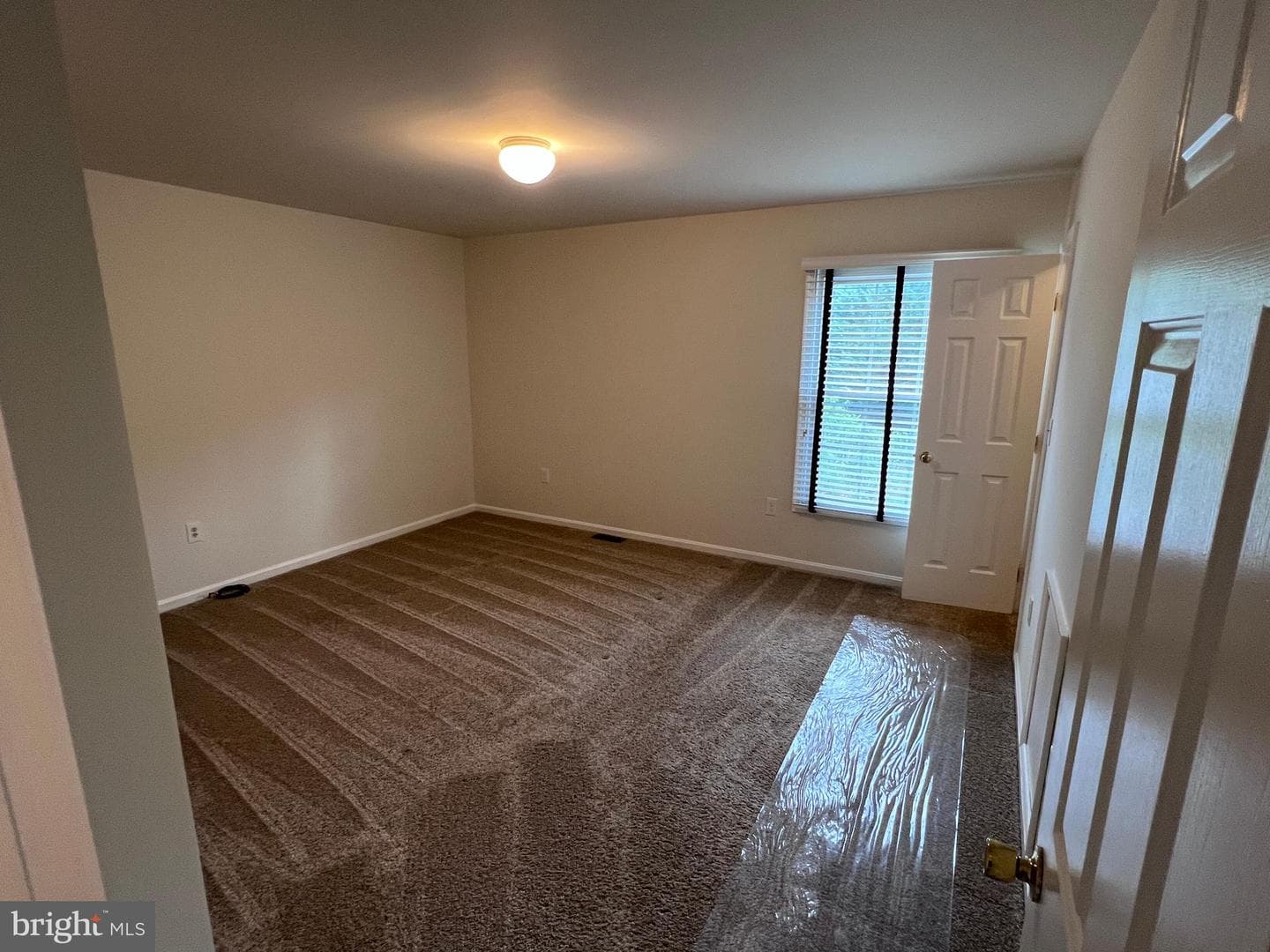 1230 Pinecrest Avenue photo 17