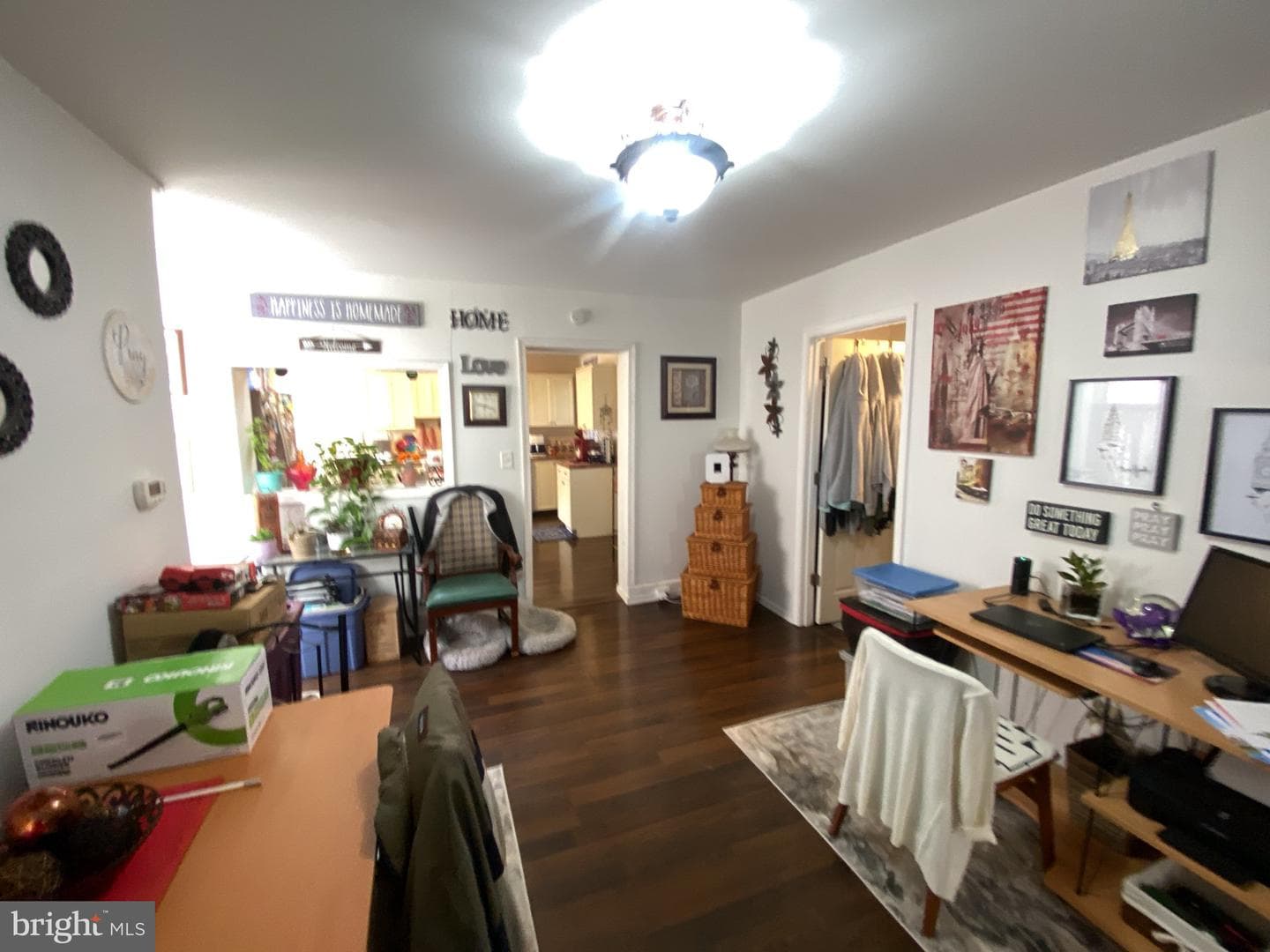 24 Madison Avenue photo 3