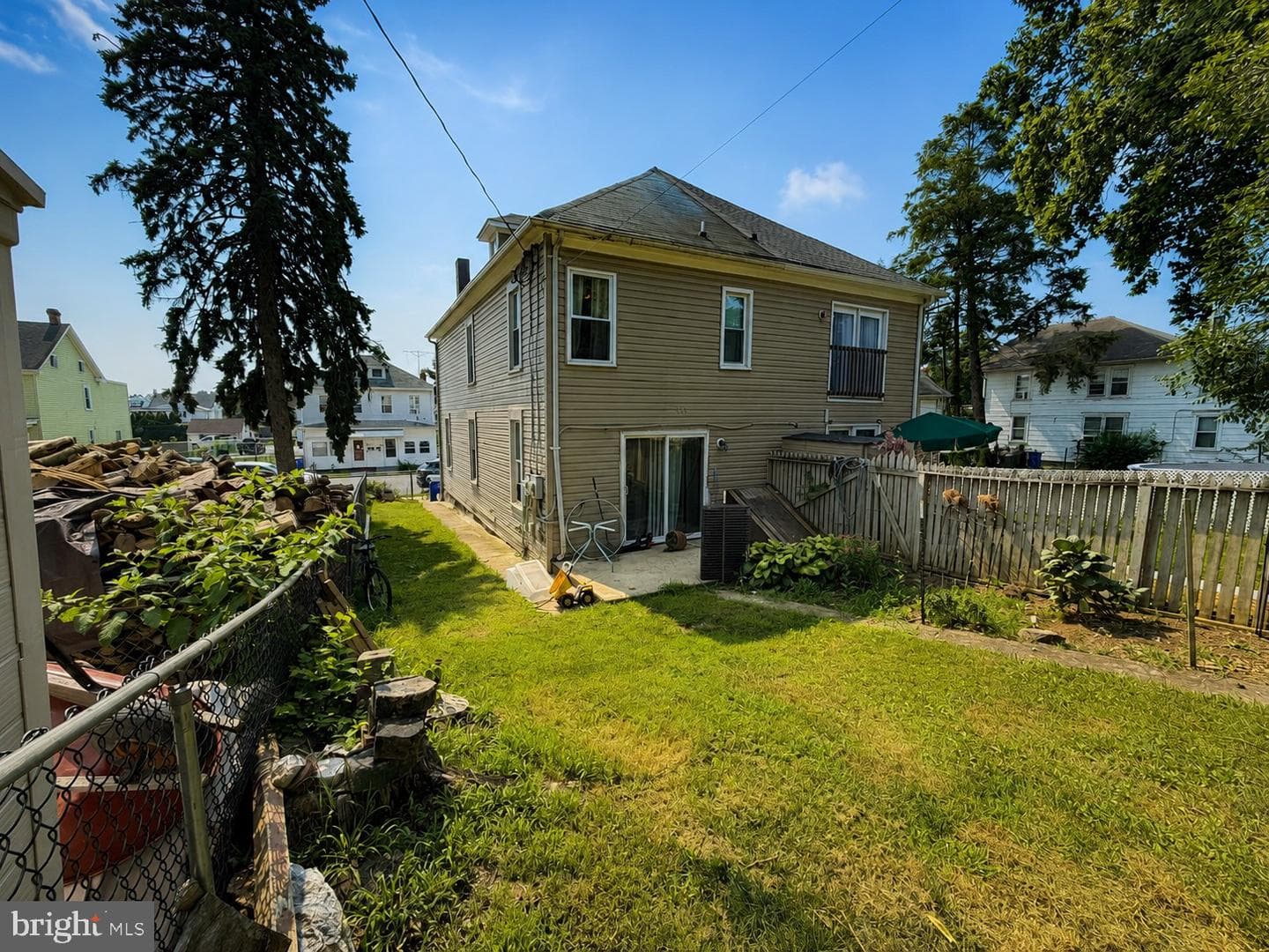 835 Chestnut Street photo 16