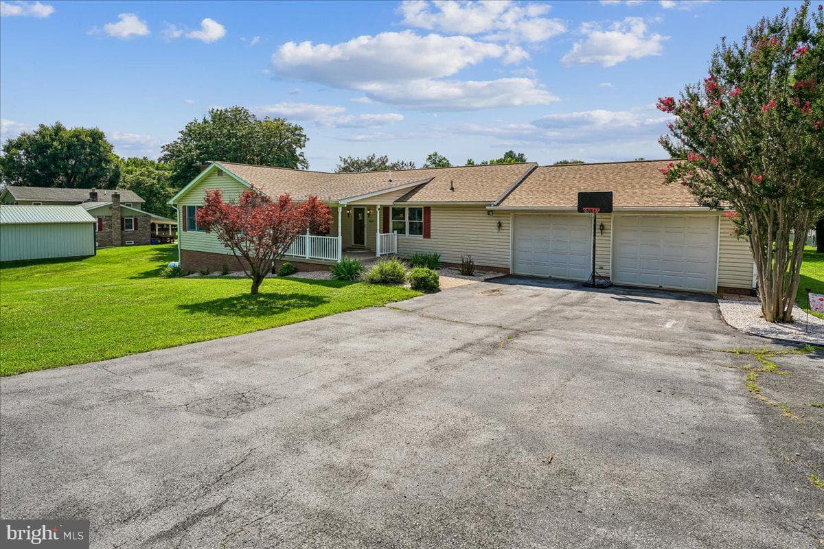 4444 Mills Road photo 2