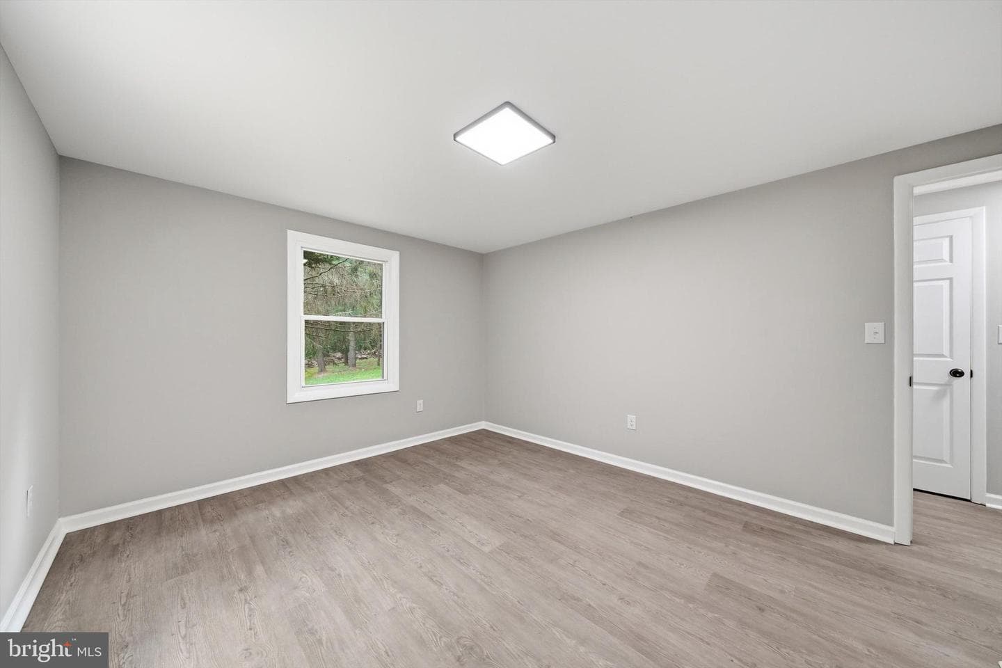 2911 Kaetzel Road photo 22