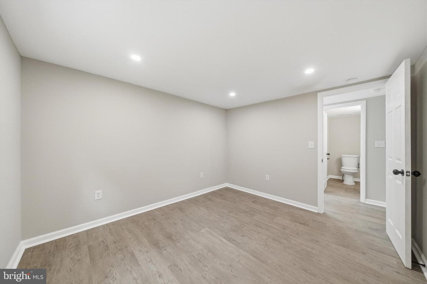2911 Kaetzel Road photo 24