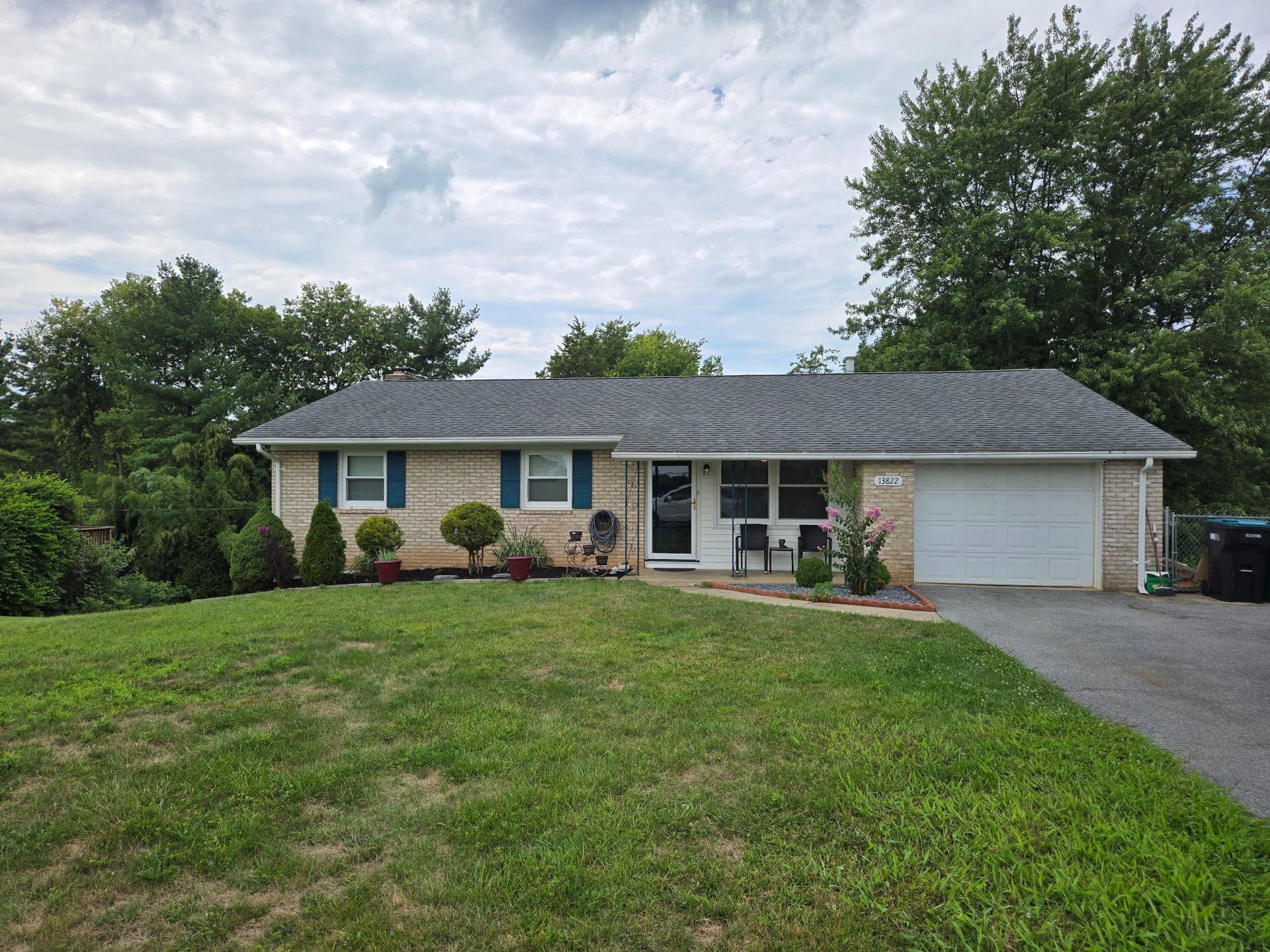 13822 Northcrest Road, Hagerstown
