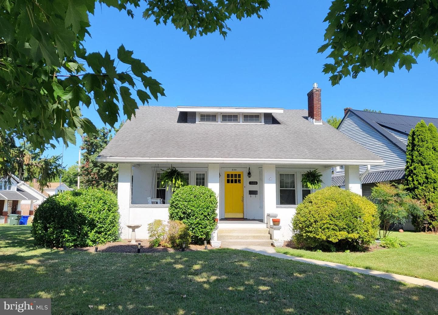 555 Highland Way photo 1