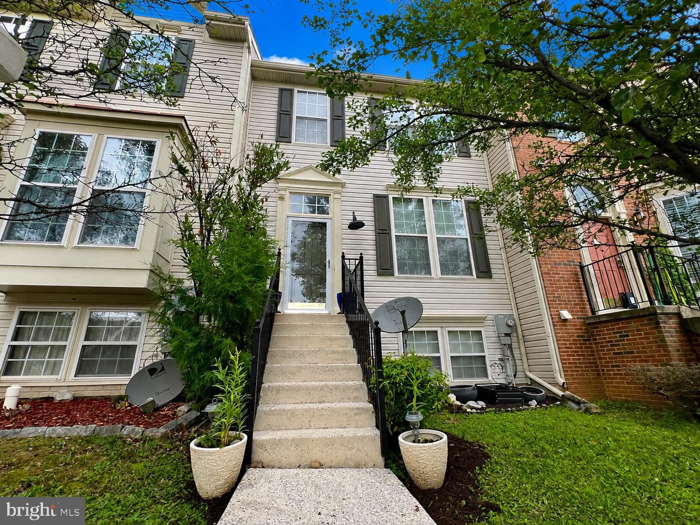 17724 Perlite Way photo 1