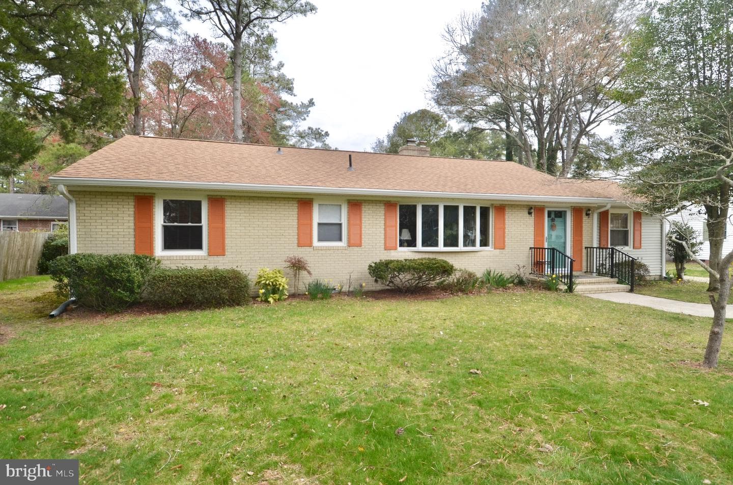 611 Irene Avenue photo 1