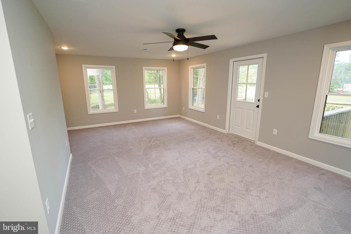 8292 Robin Hood Drive photo 15