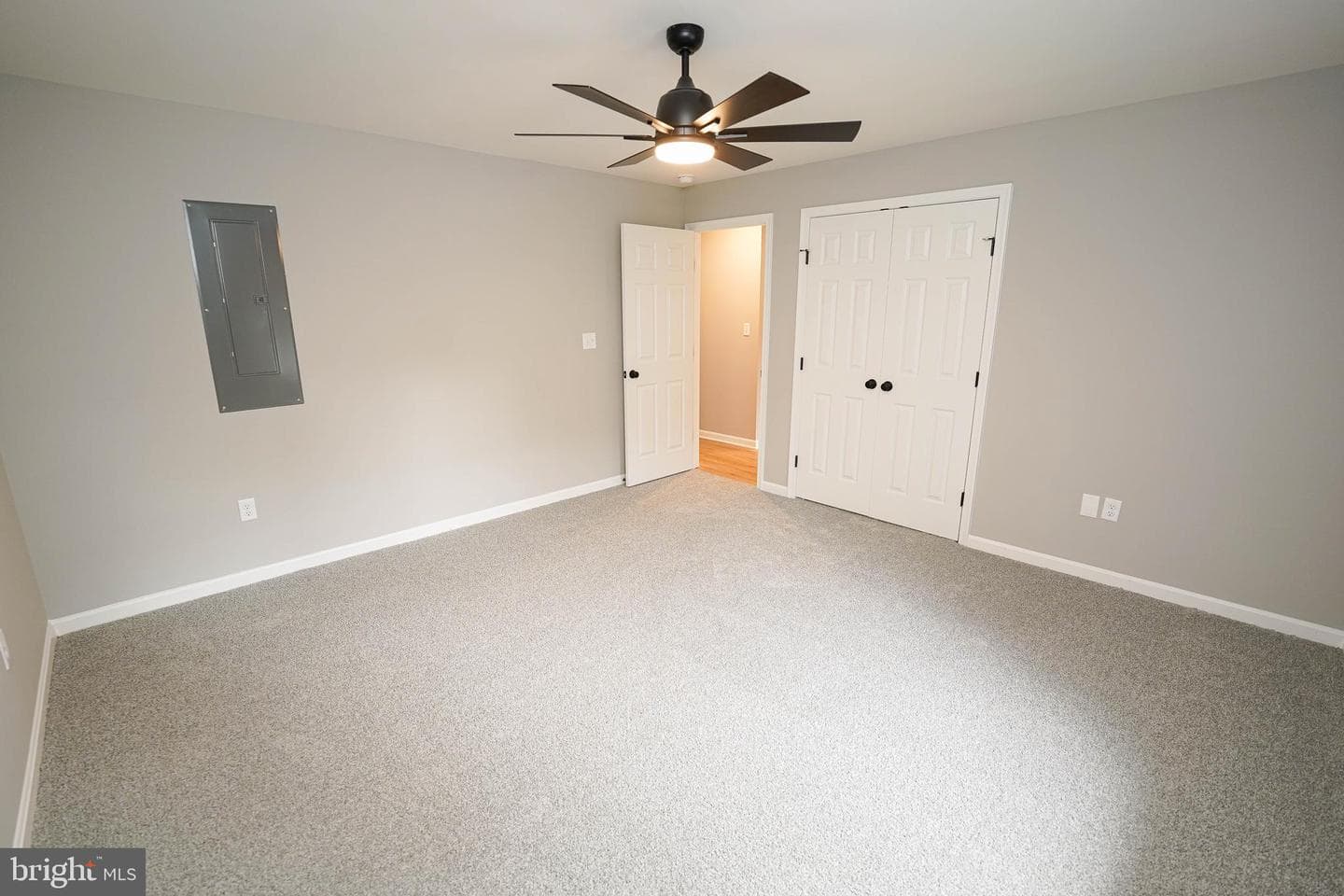 8292 Robin Hood Drive photo 27
