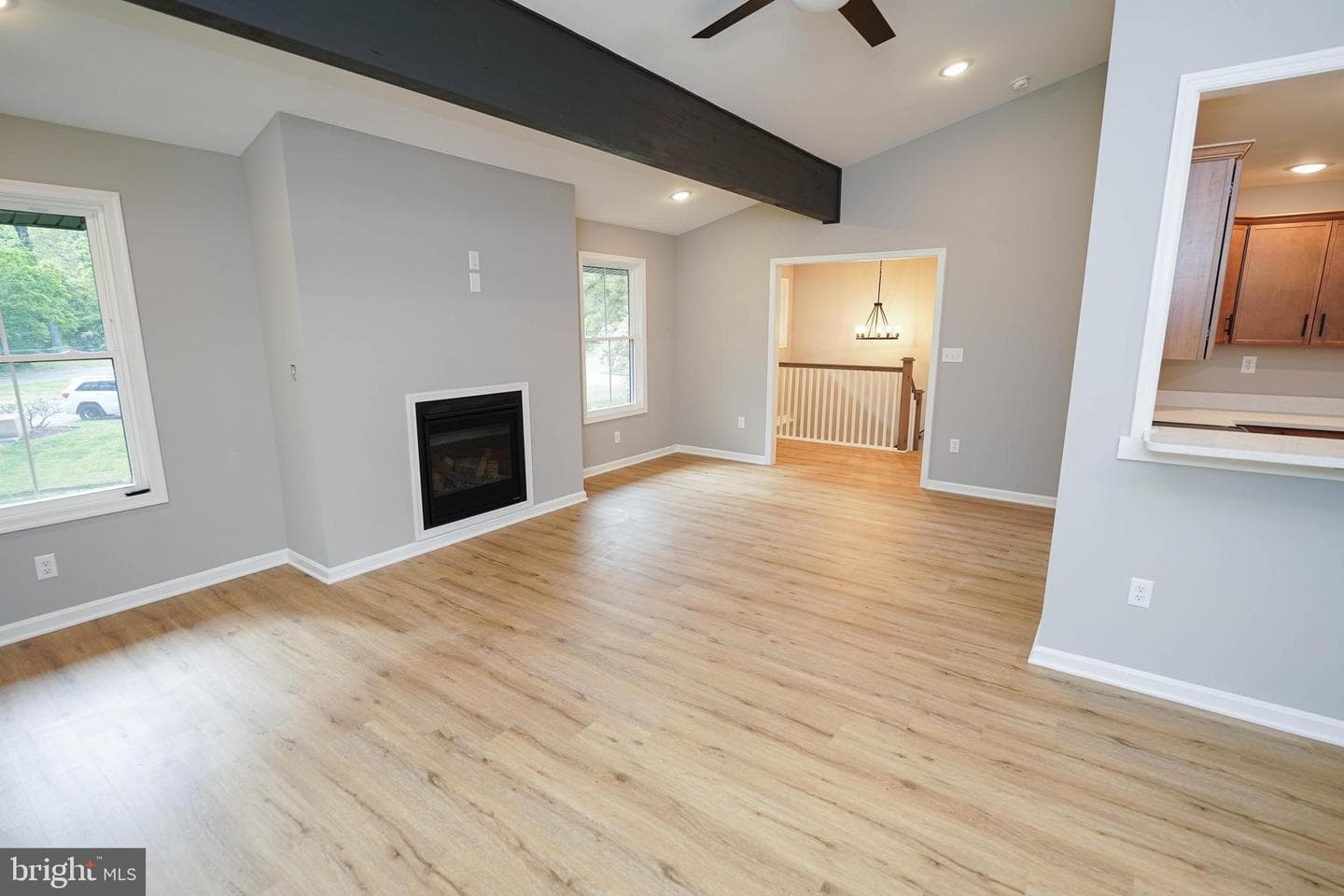 8292 Robin Hood Drive photo 5
