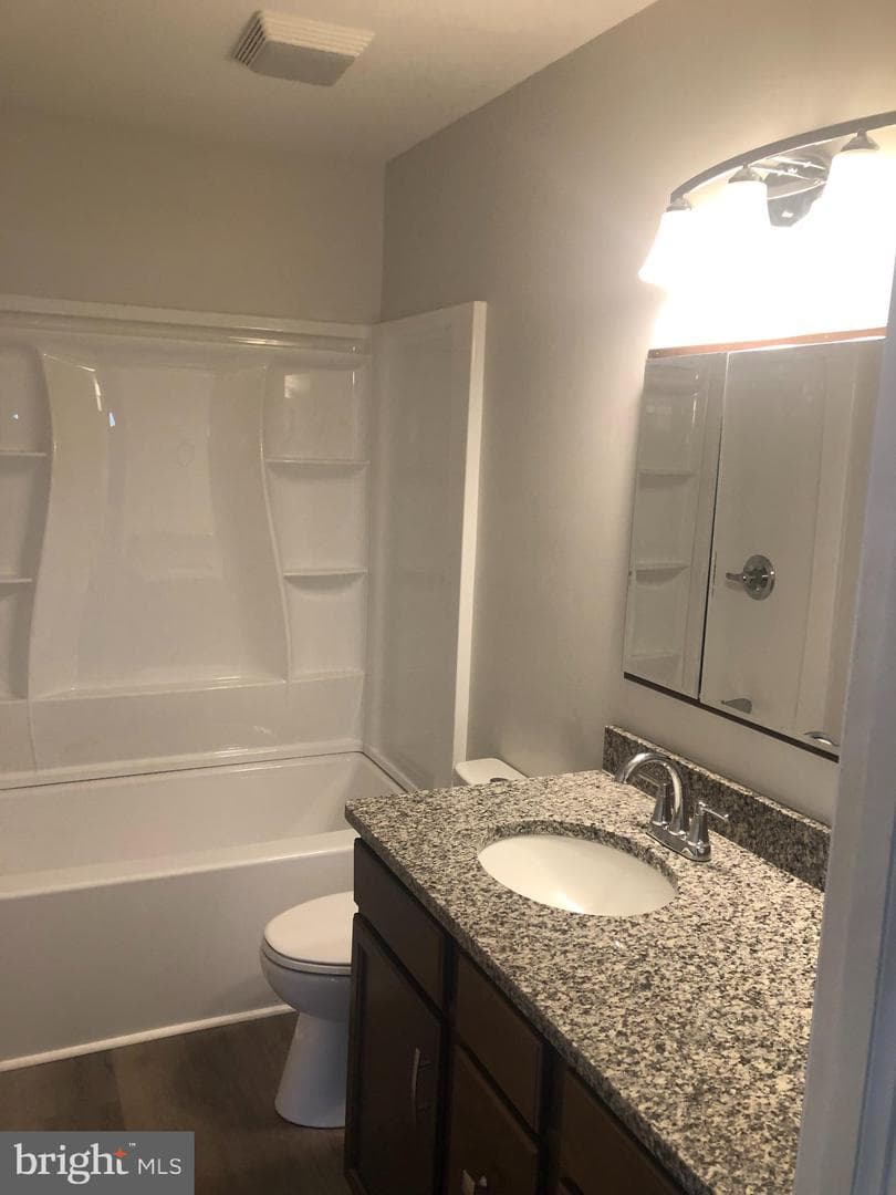 406 Venton Place photo 17