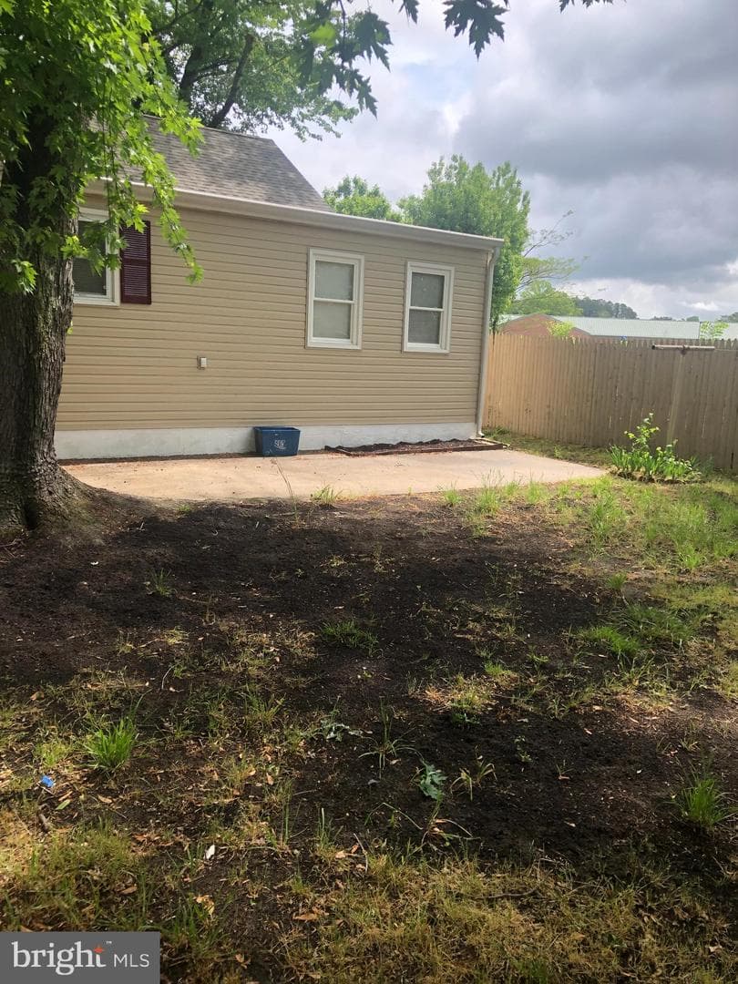 406 Venton Place photo 20