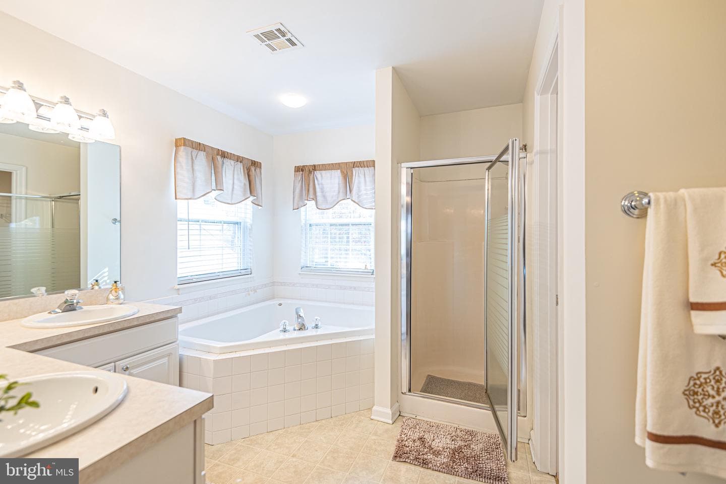 6275 Strawberry Way photo 25