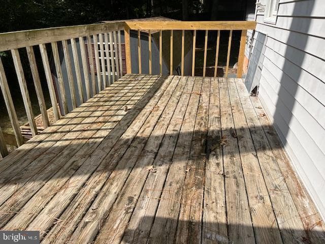 906 Friar Tuck Lane photo 34