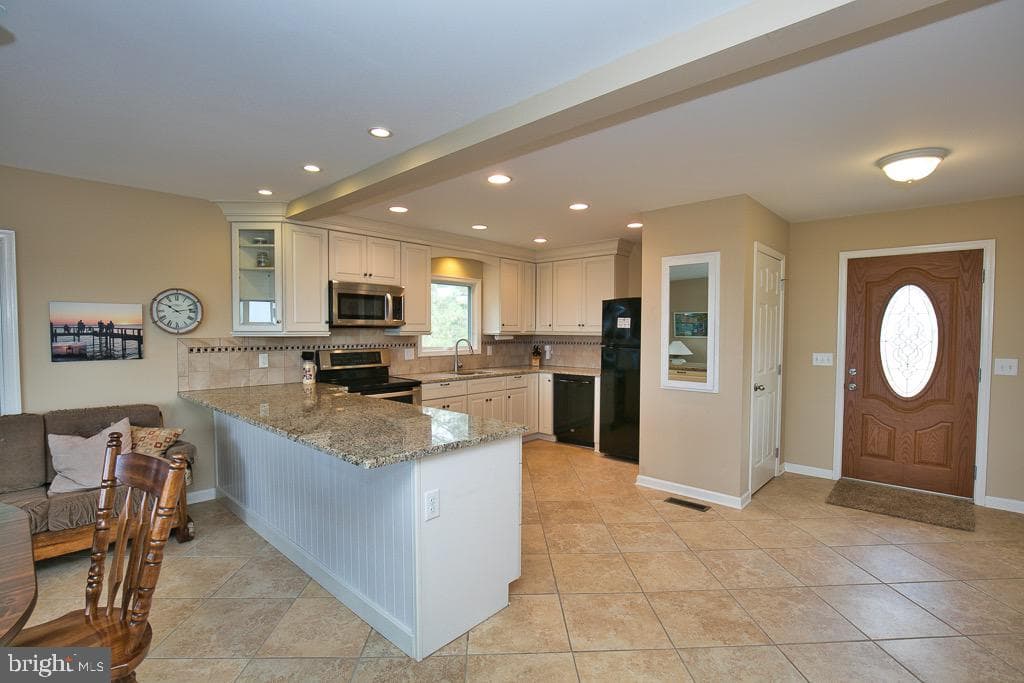 20118 Nanticoke Road photo 15