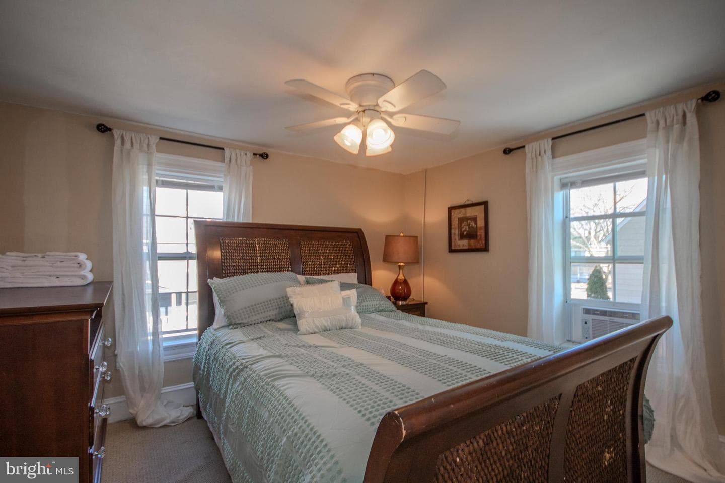 106 W Philadelphia Avenue photo 23