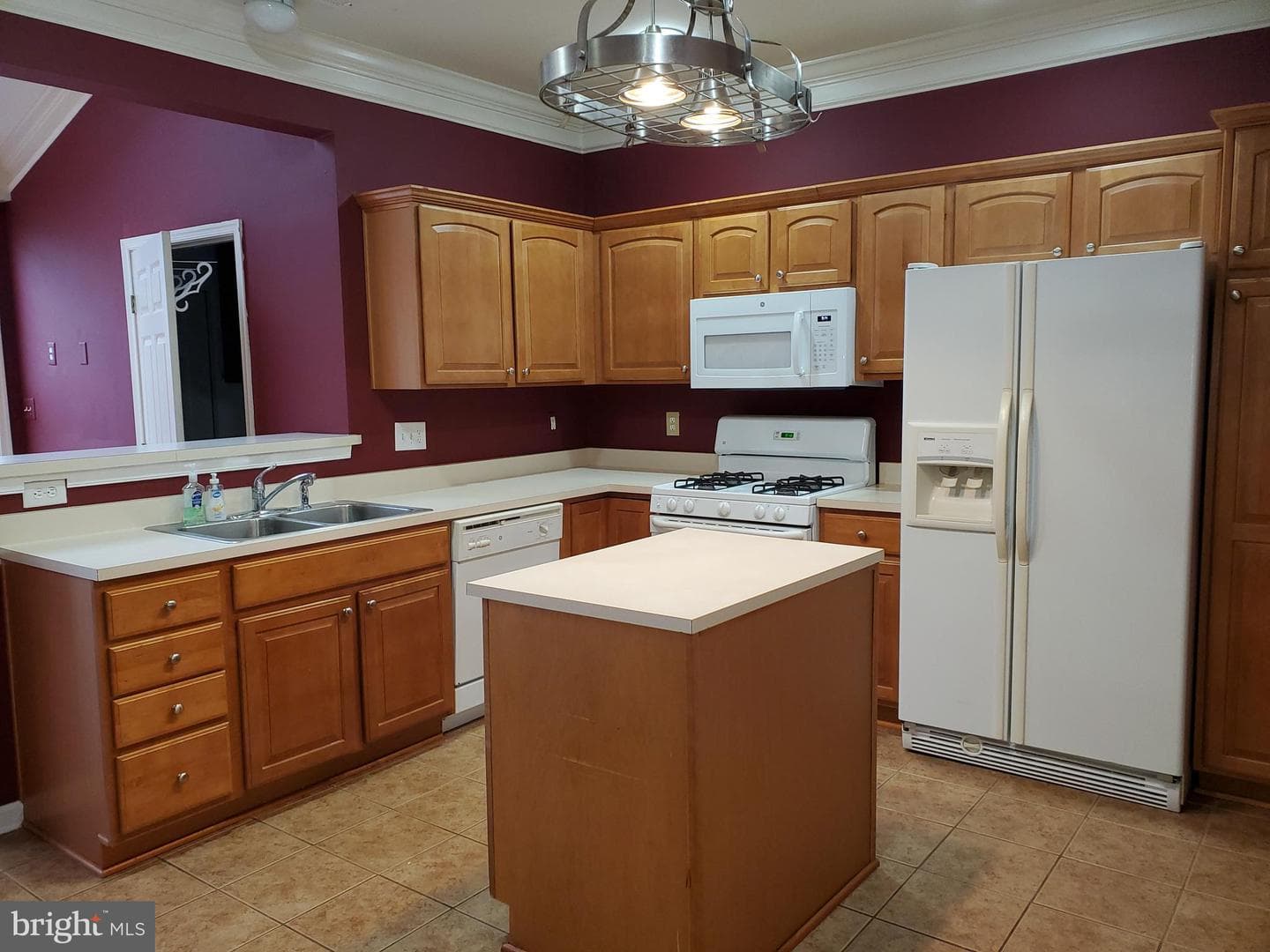 1020 Meadow View Drive photo 9