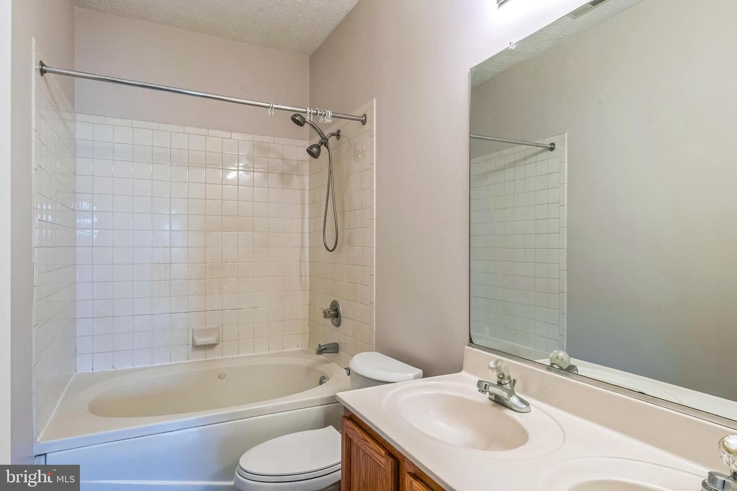 9022 Executive Club Drive photo 12