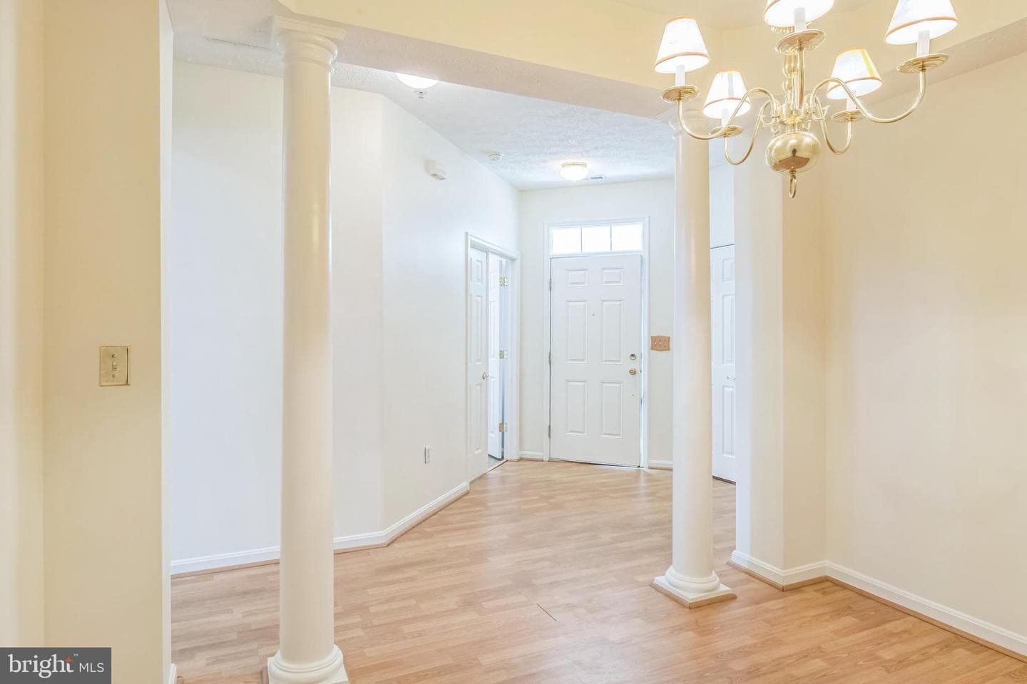 9022 Executive Club Drive photo 9