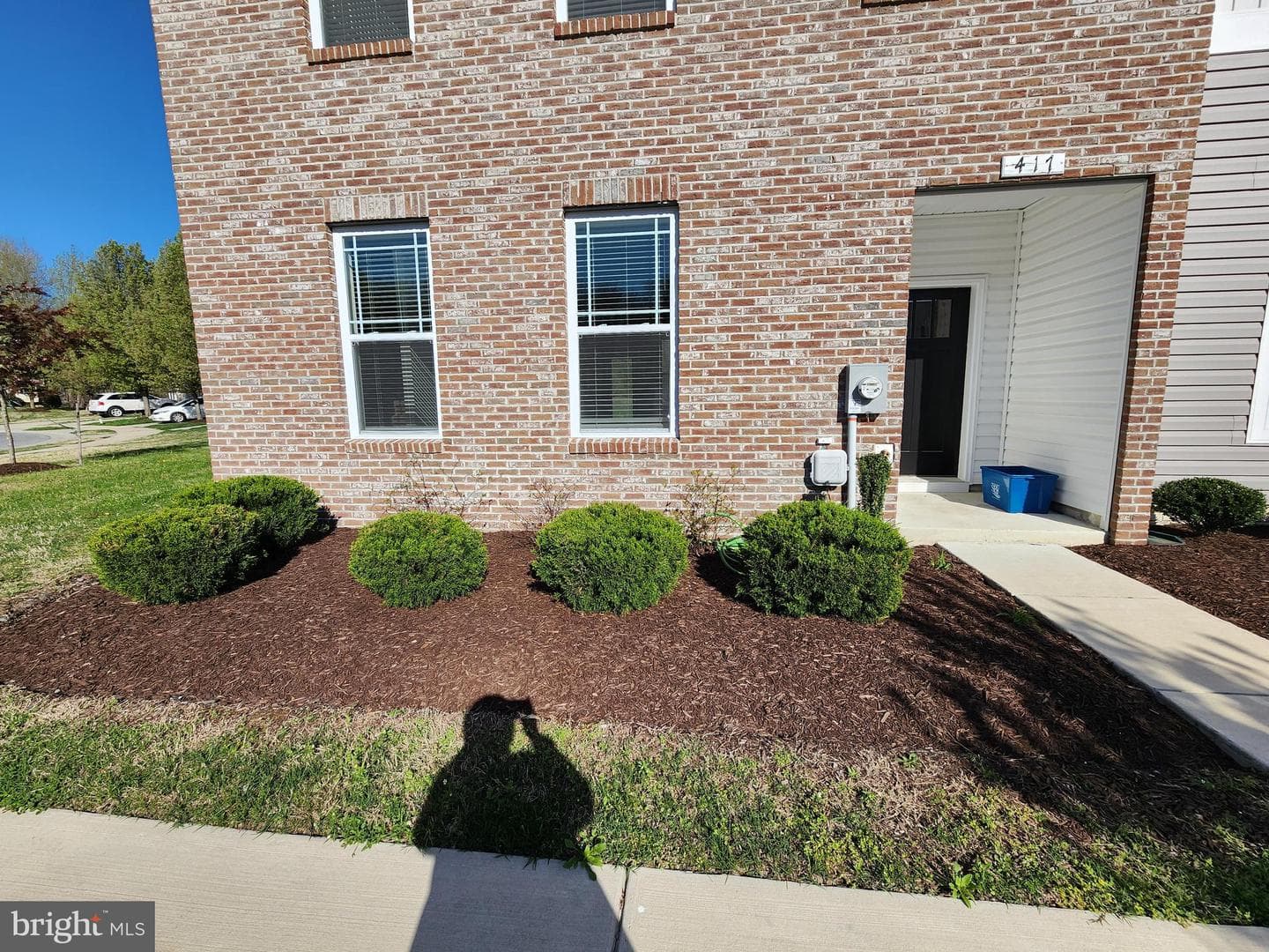 417 Stream Valley Court photo 2