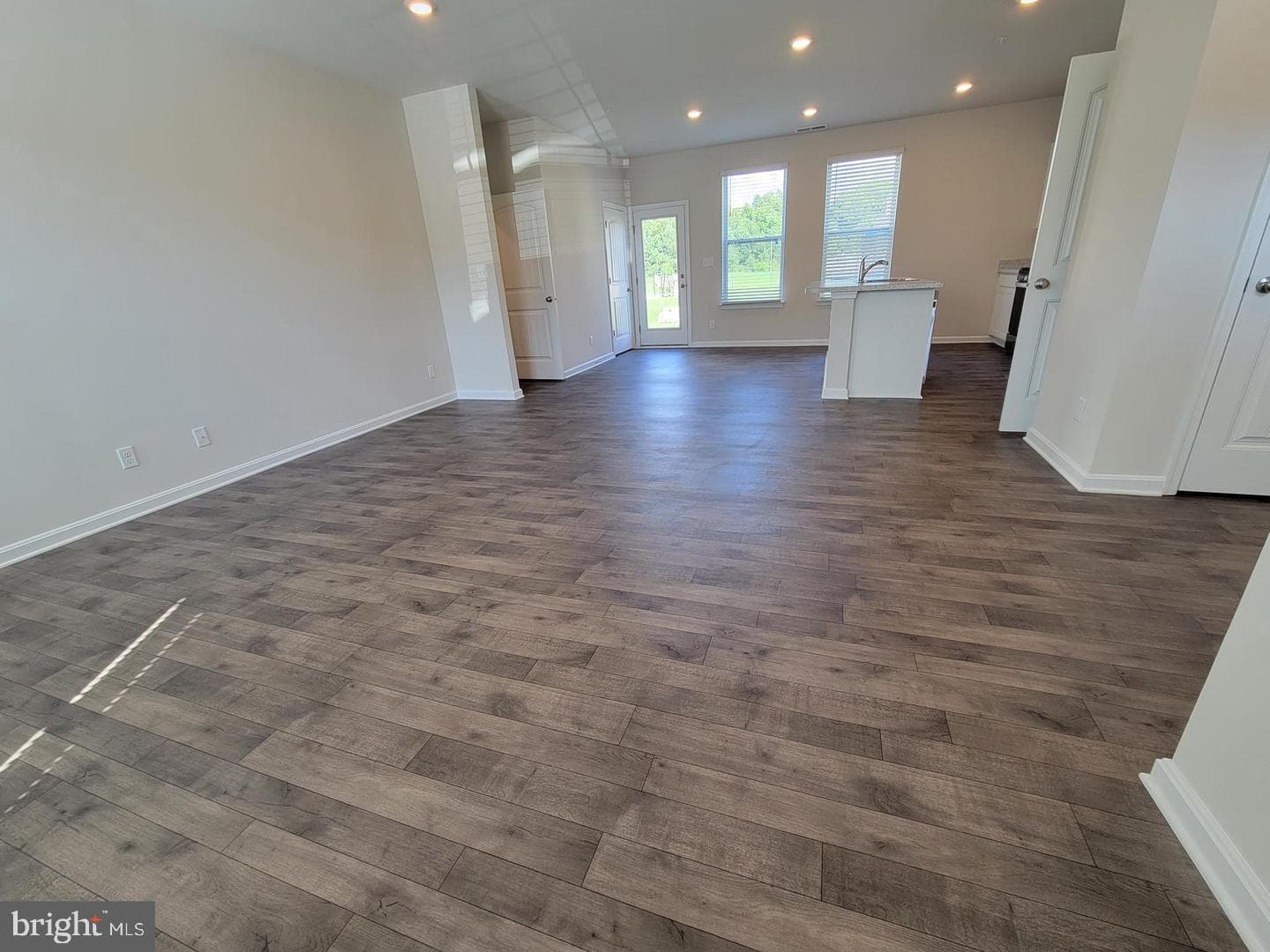 417 Stream Valley Court photo 6