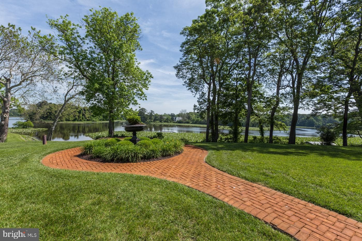 5464 Cherry Hill Lane photo 5