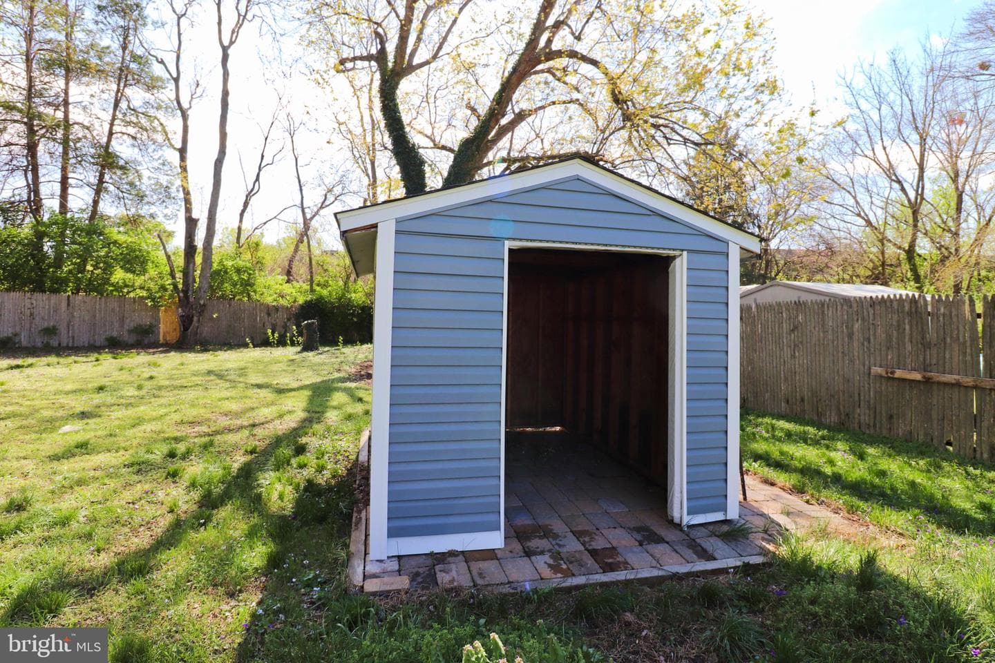1405 Westchester Street photo 34