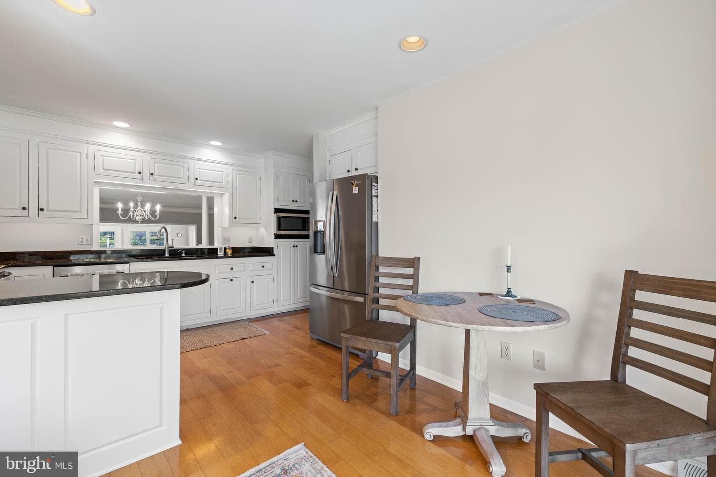 802 Terrie Court photo 8