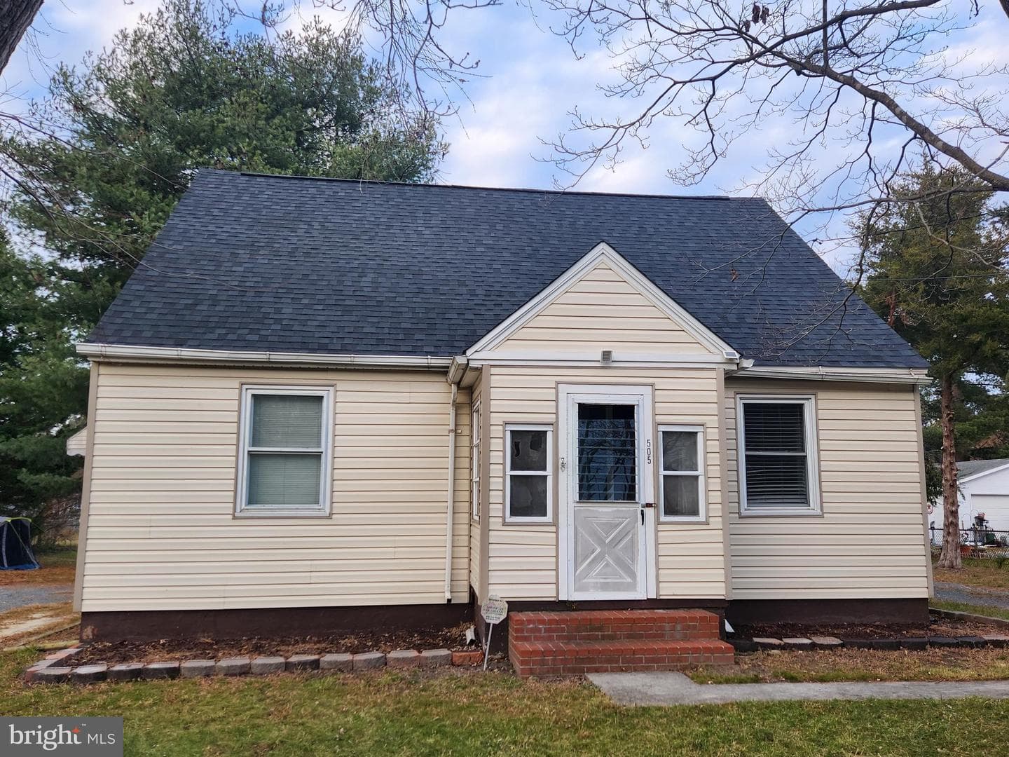 505 E College Avenue photo 4