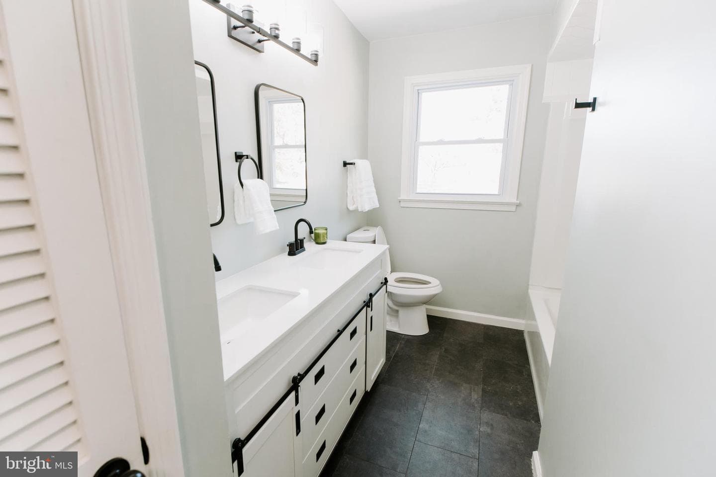 8695 Mar Lynn Drive photo 22