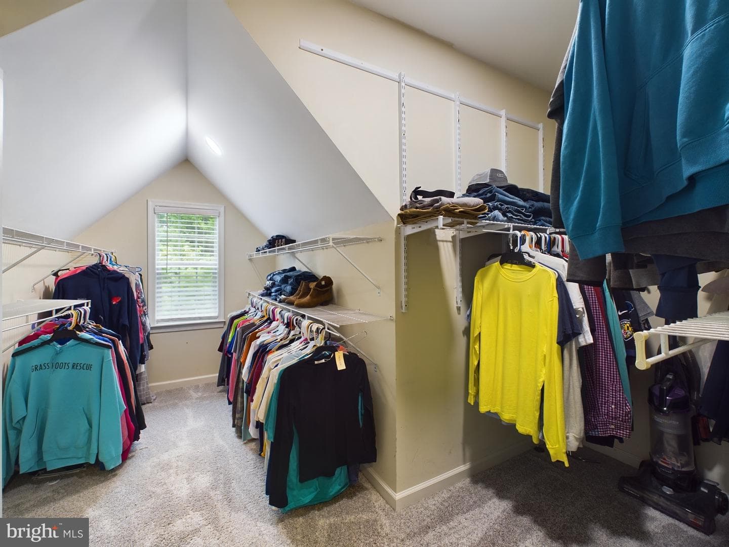 10037 Grapevine Road photo 30