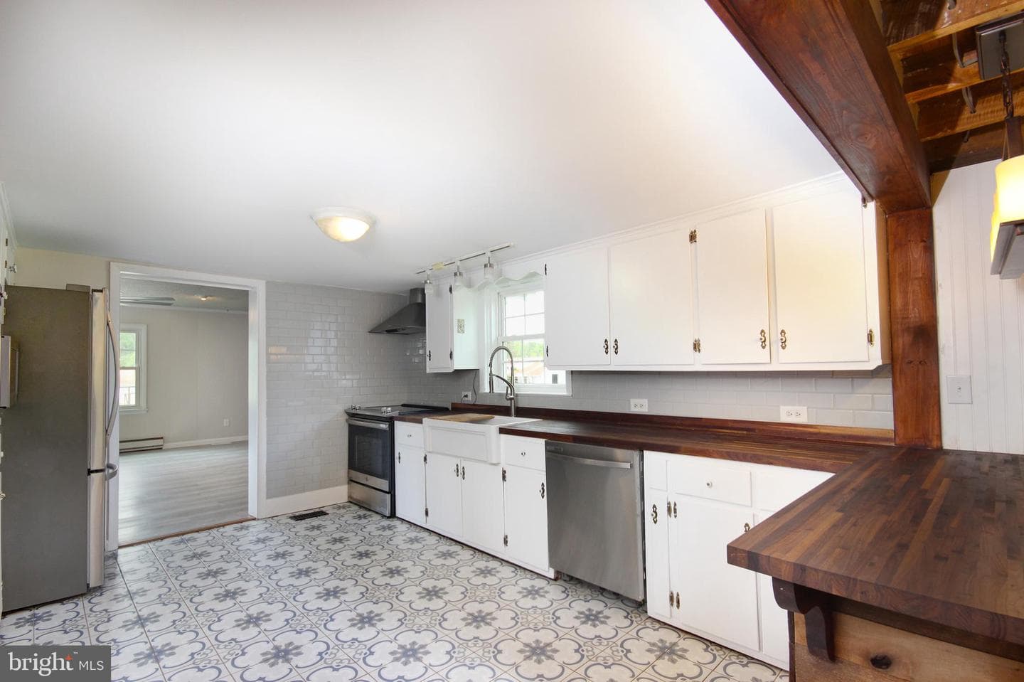 6518 Friendship Road photo 15
