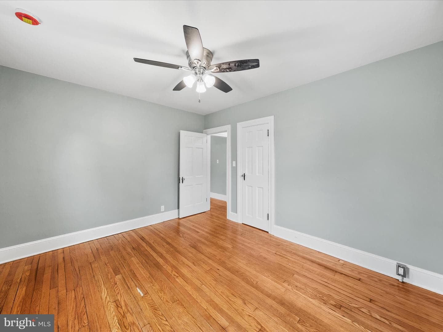 304 N Main Street photo 23