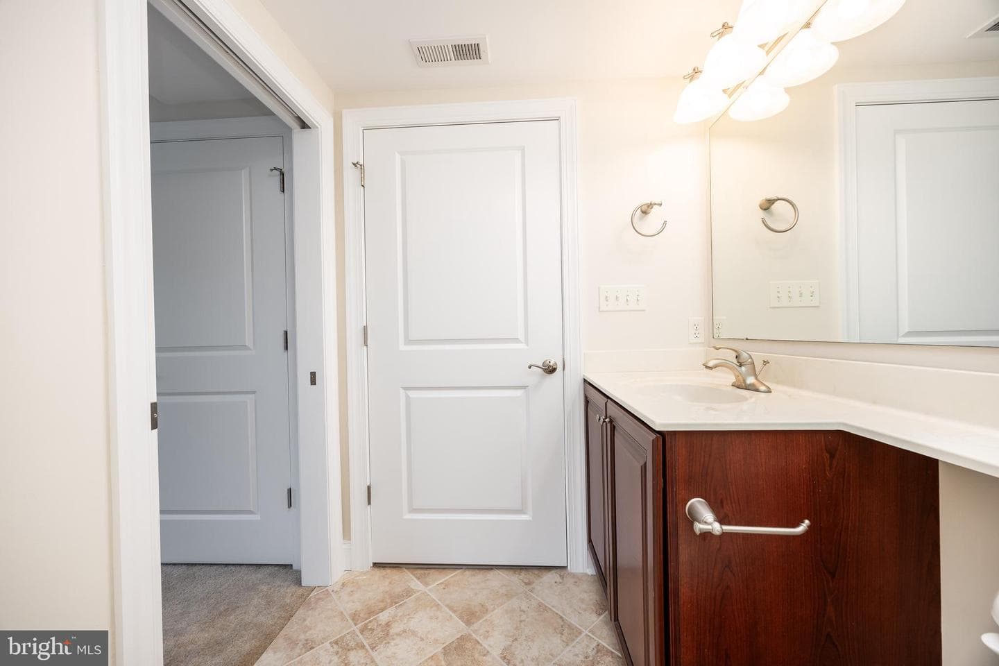 530 Riverside Drive #202 photo 28