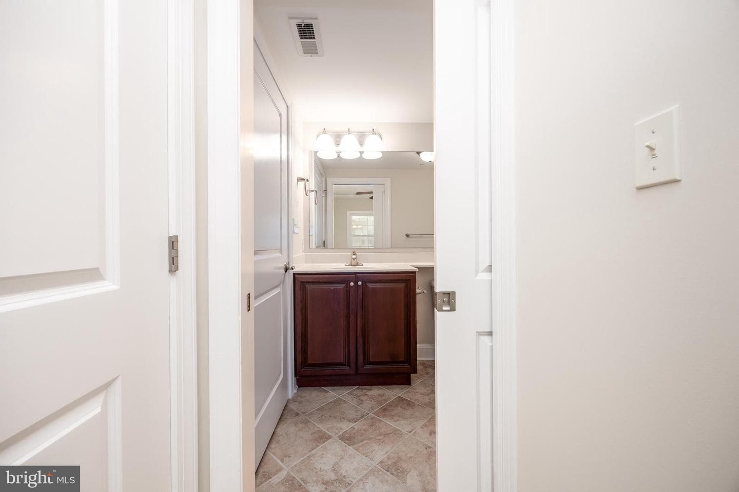 530 Riverside Drive #202 photo 30