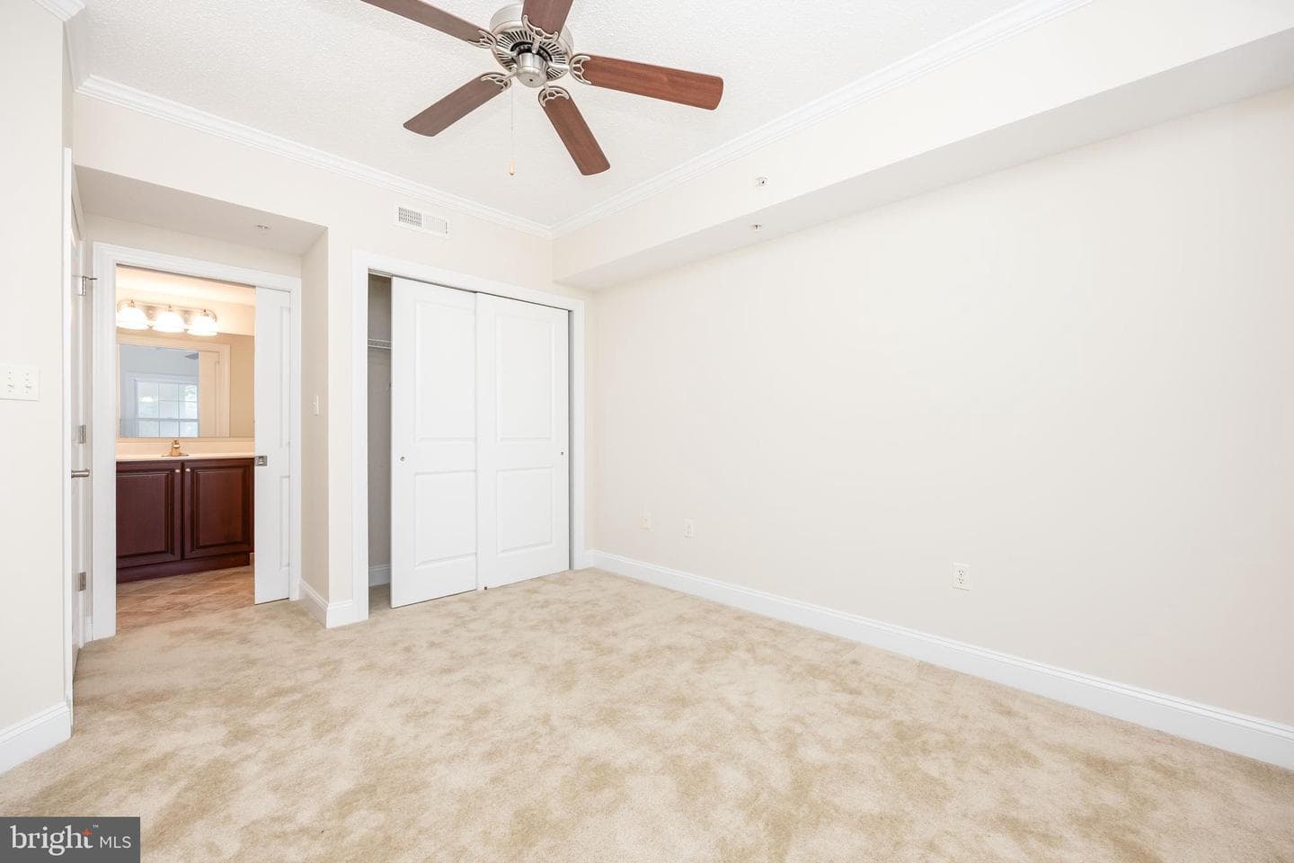 530 Riverside Drive #202 photo 31