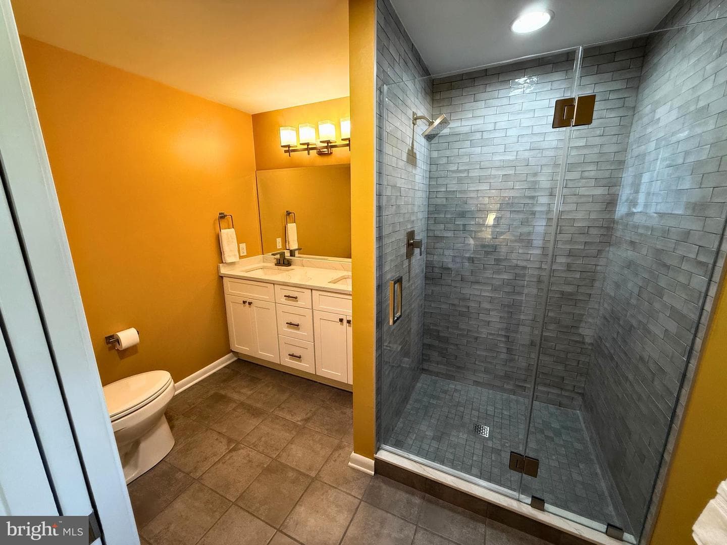 303 South Boulevard photo 28