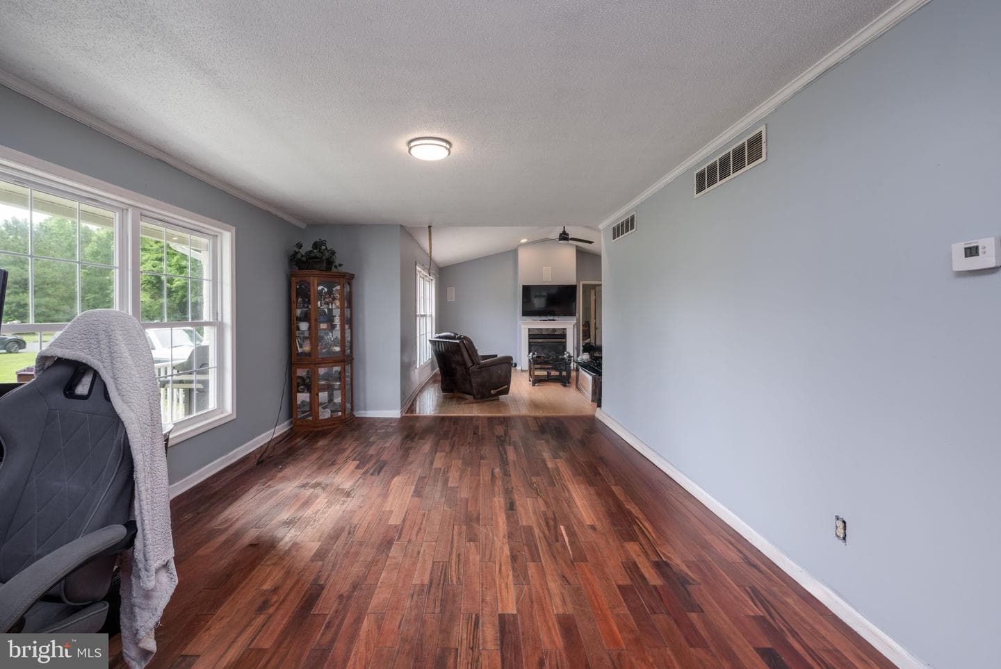 502 Barnsdale Drive photo 5
