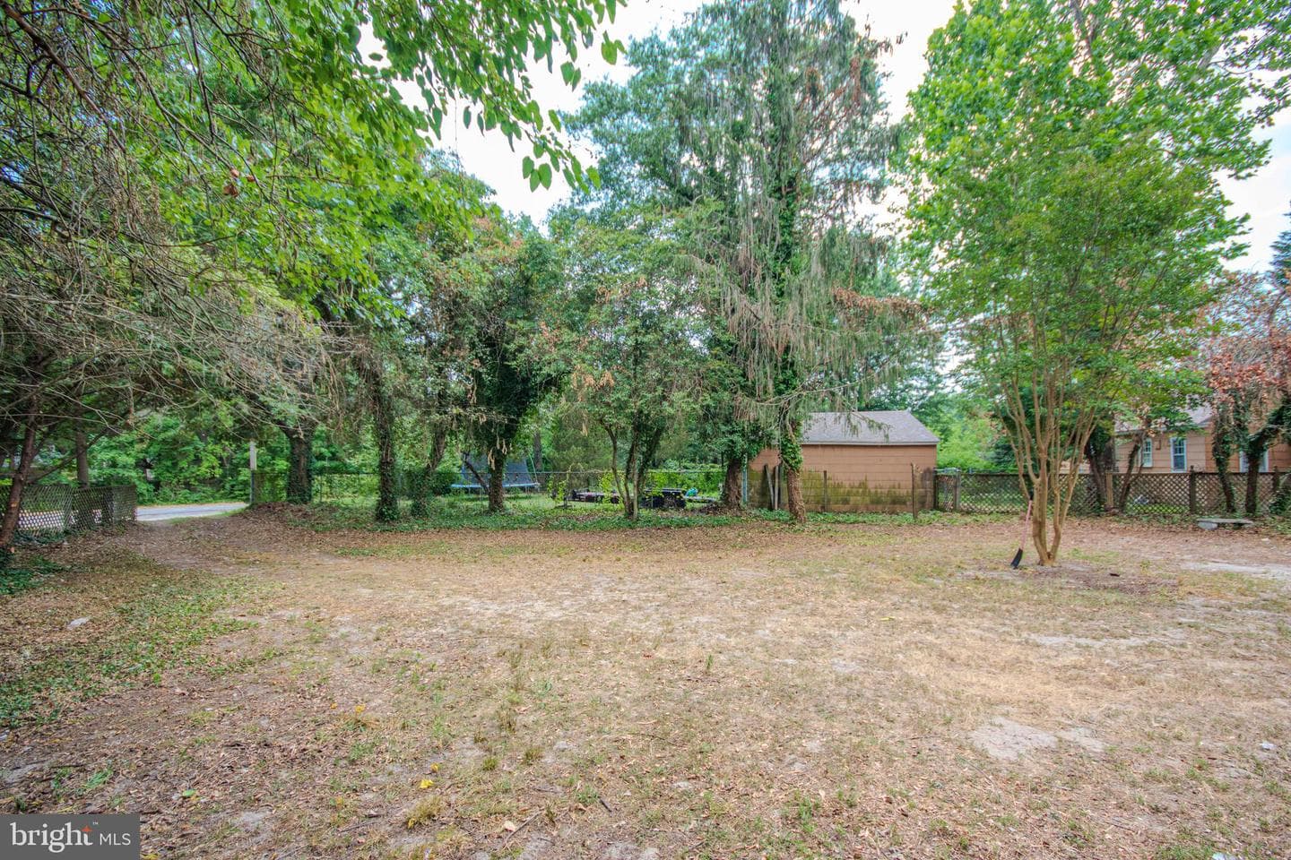 723 Ferndale Road photo 26