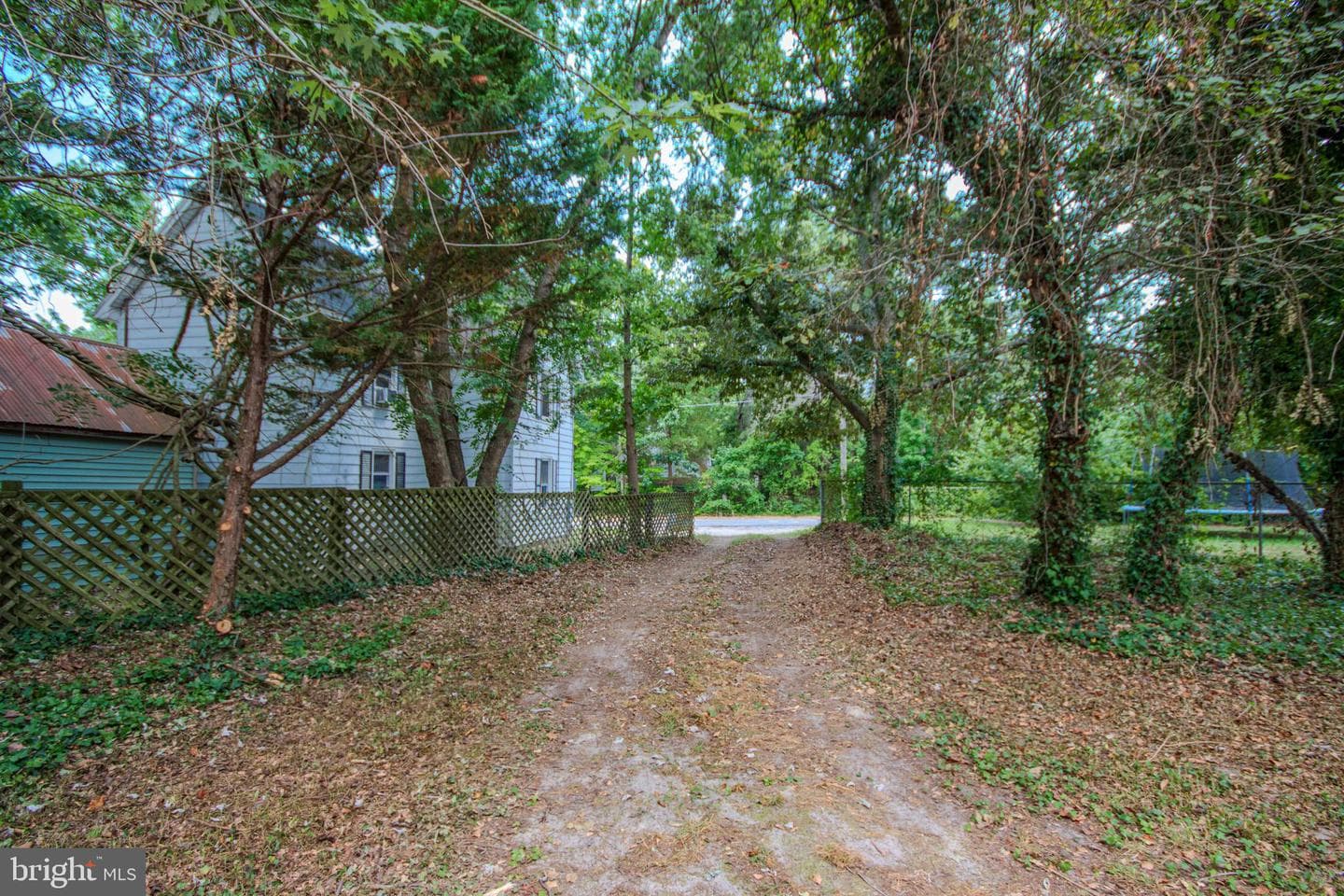 723 Ferndale Road photo 28