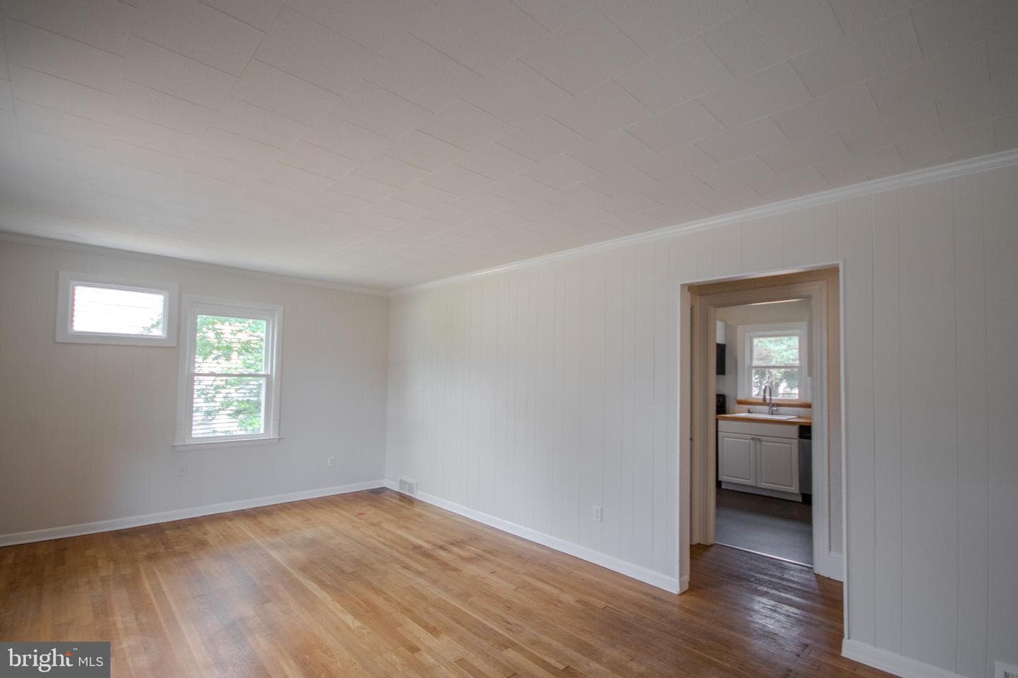 723 Ferndale Road photo 5