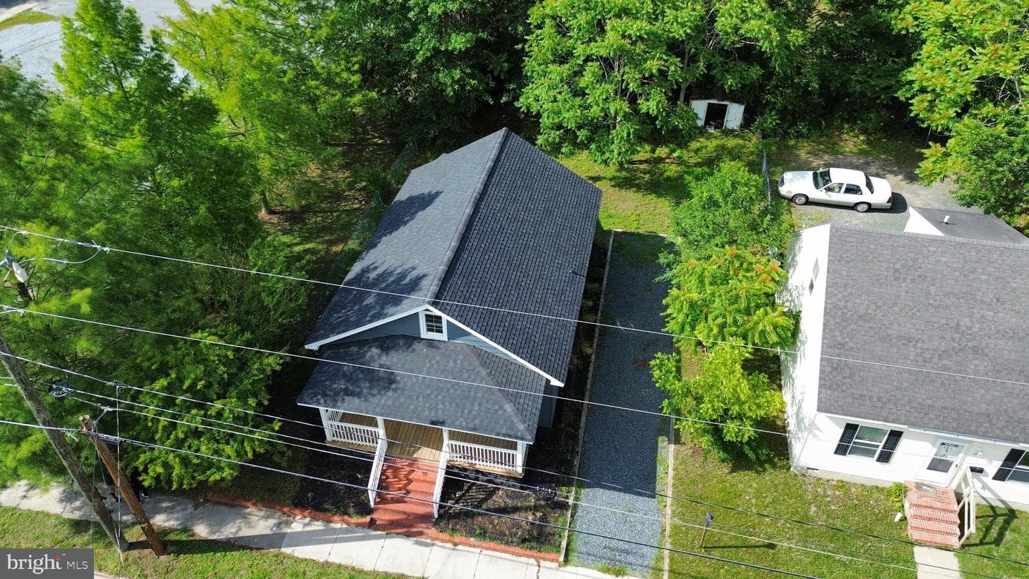 405 Washington Street photo 3