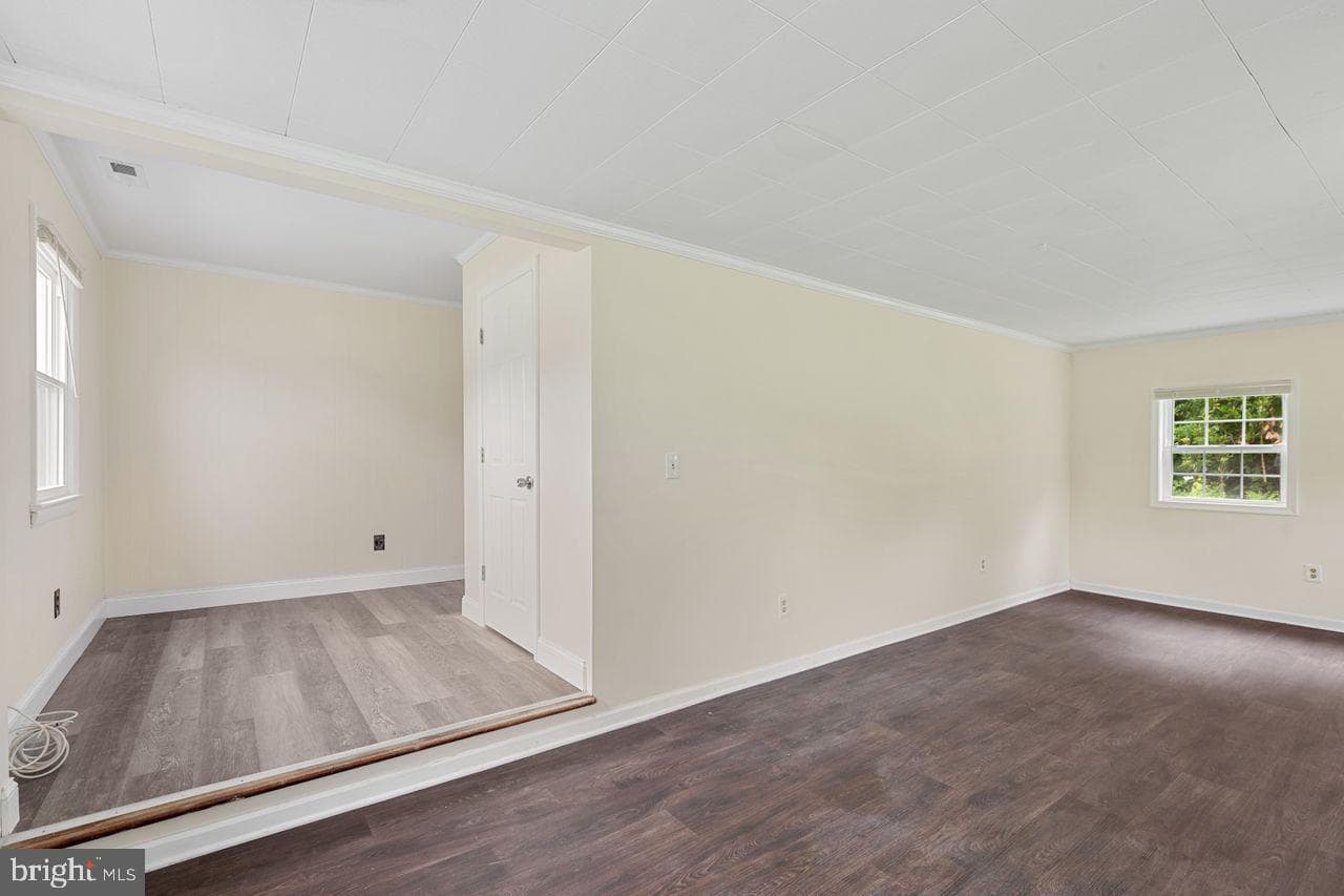 518 Overbrook Drive photo 18