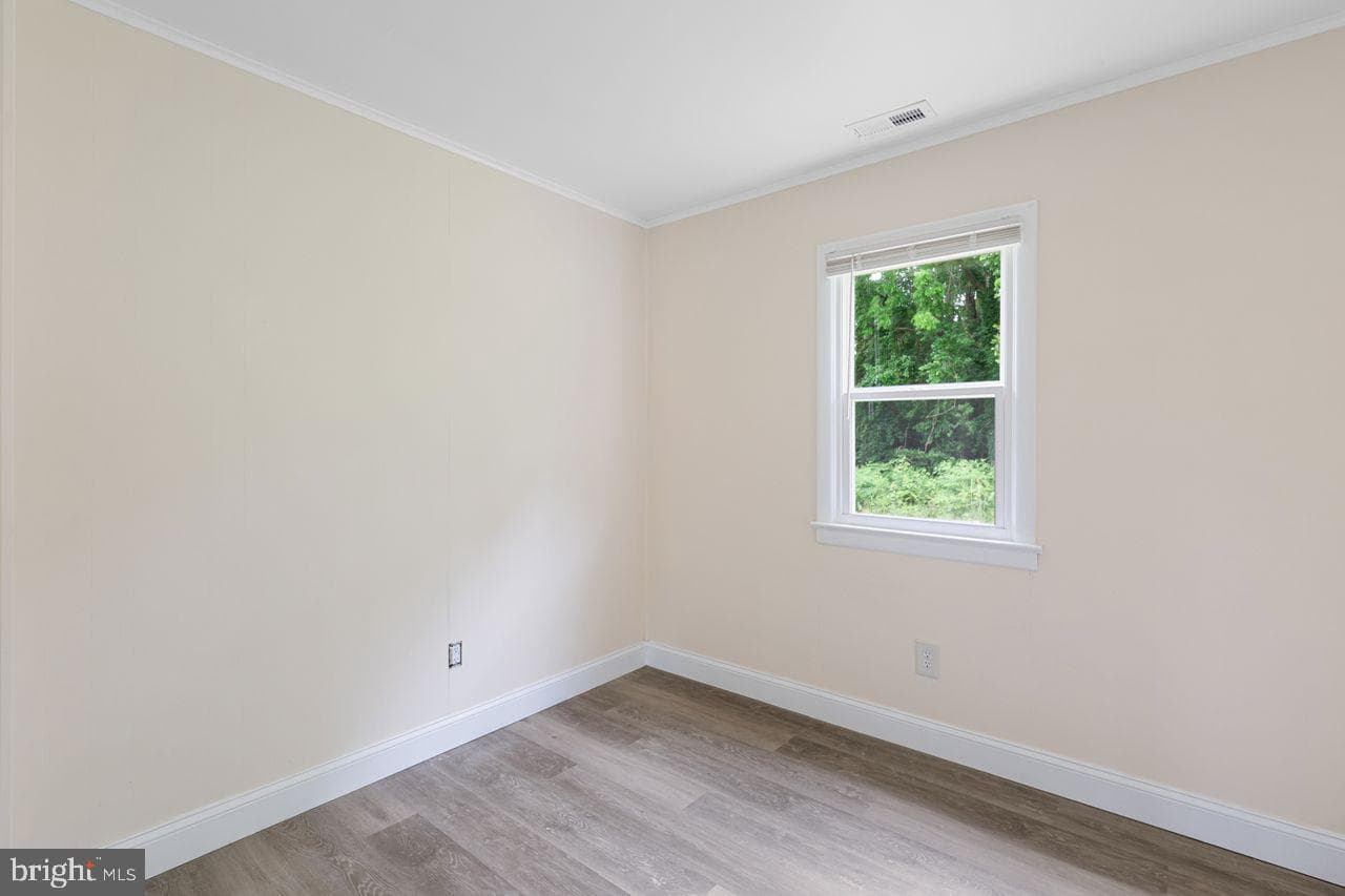 518 Overbrook Drive photo 32