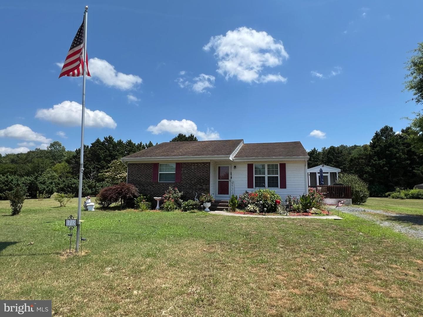 1713 S Mill Drive photo 1