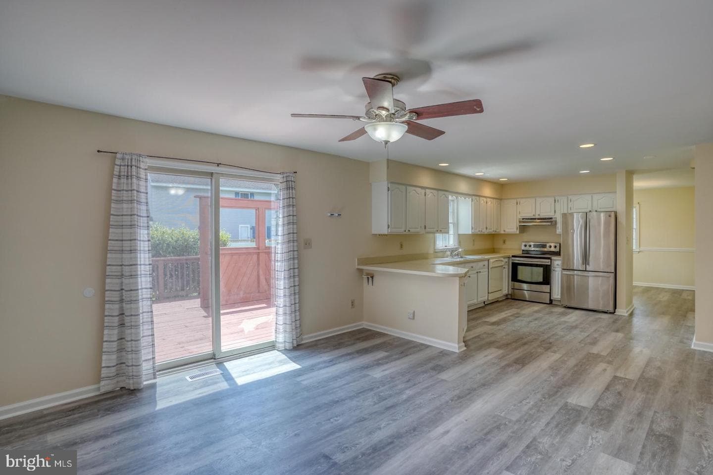 309 W London Avenue photo 13