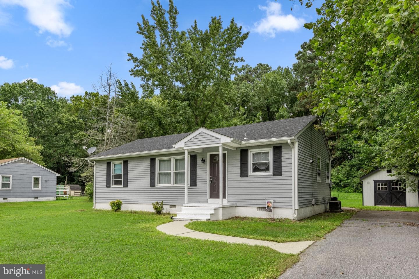 27500 Edgewood Circle photo 2