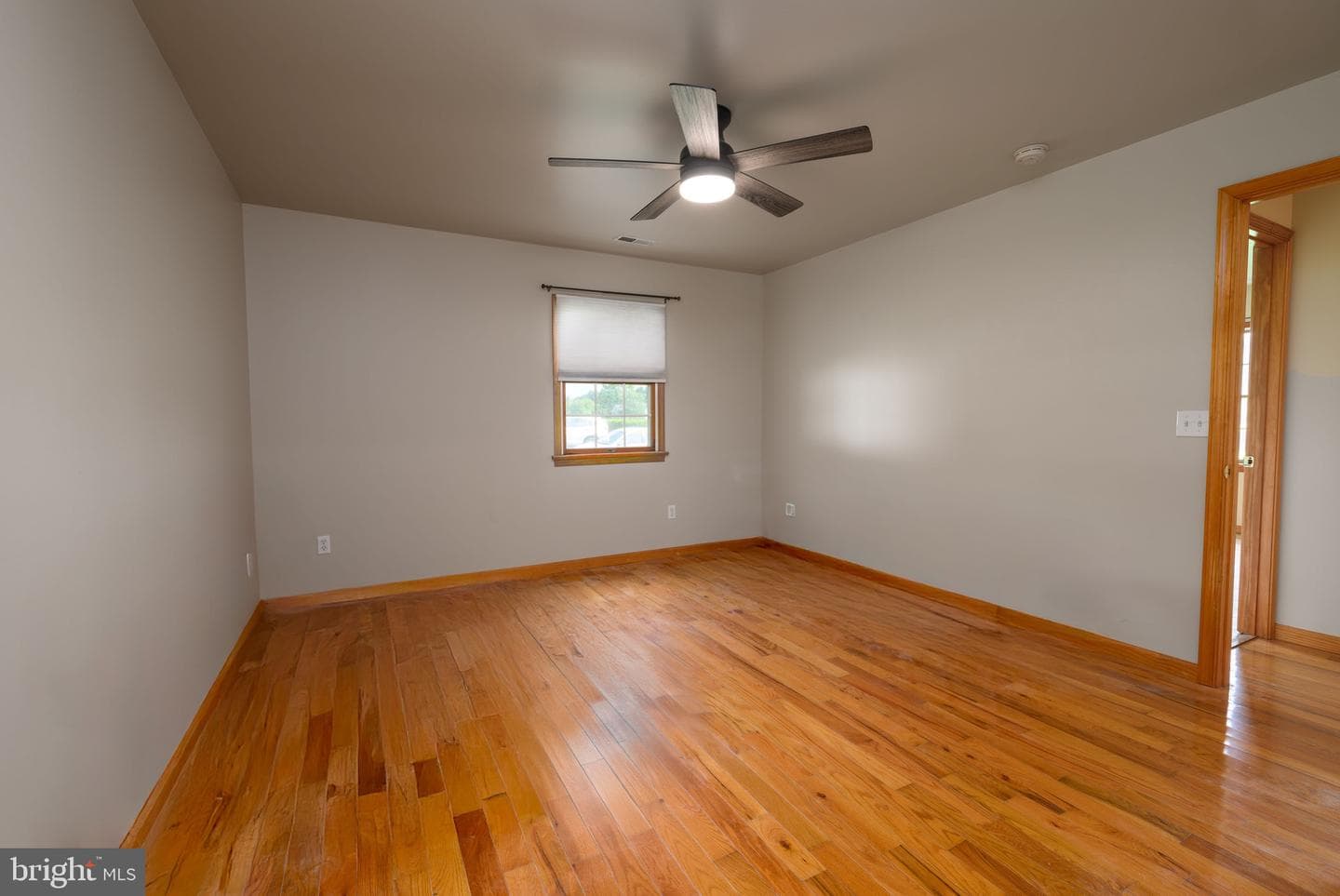 506 Barnsdale Drive photo 27