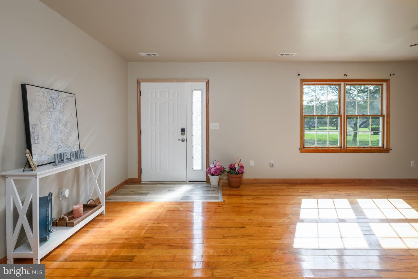 506 Barnsdale Drive photo 9
